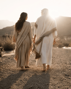 Mujer caminando junto a Jesús por un camino al atardecer, símbolo de regresar a Dios